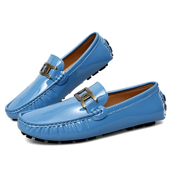 Модные мокасины небесно-голубого цвета, лоферы в деловом стиле, большие размеры 35-48, мужские повседневные легкие туфли на плоской подошве, модный тренд, обувь для вождения для мужчин
