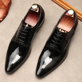 Роскошные мужские модельные туфли из лакированной кожи, брендовая дизайнерская обувь ручной работы, Классические броги, Черные свадебные Деловые светские туфли, мужские